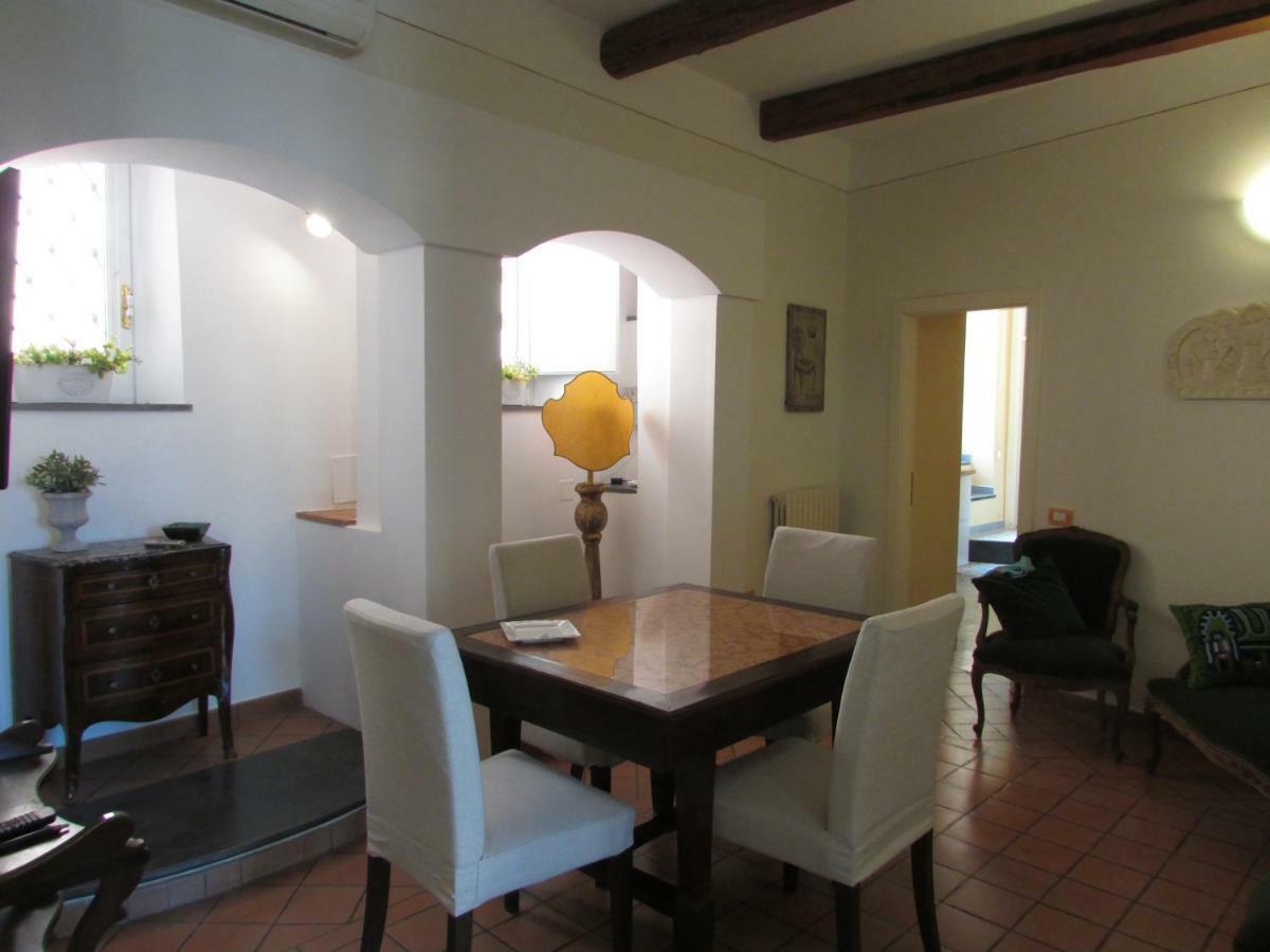 Salerno Domus Claudia Apartment Luaran gambar