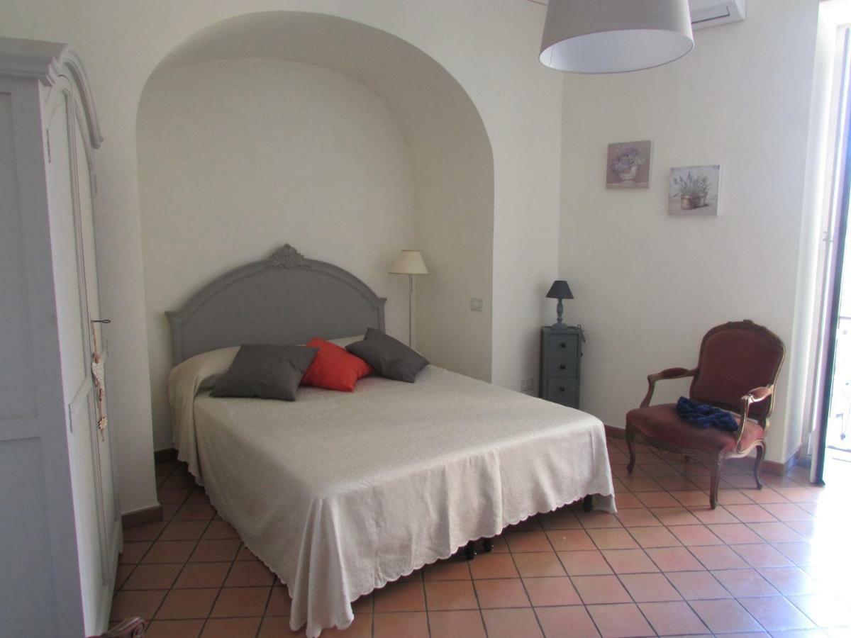 Salerno Domus Claudia Apartment Luaran gambar