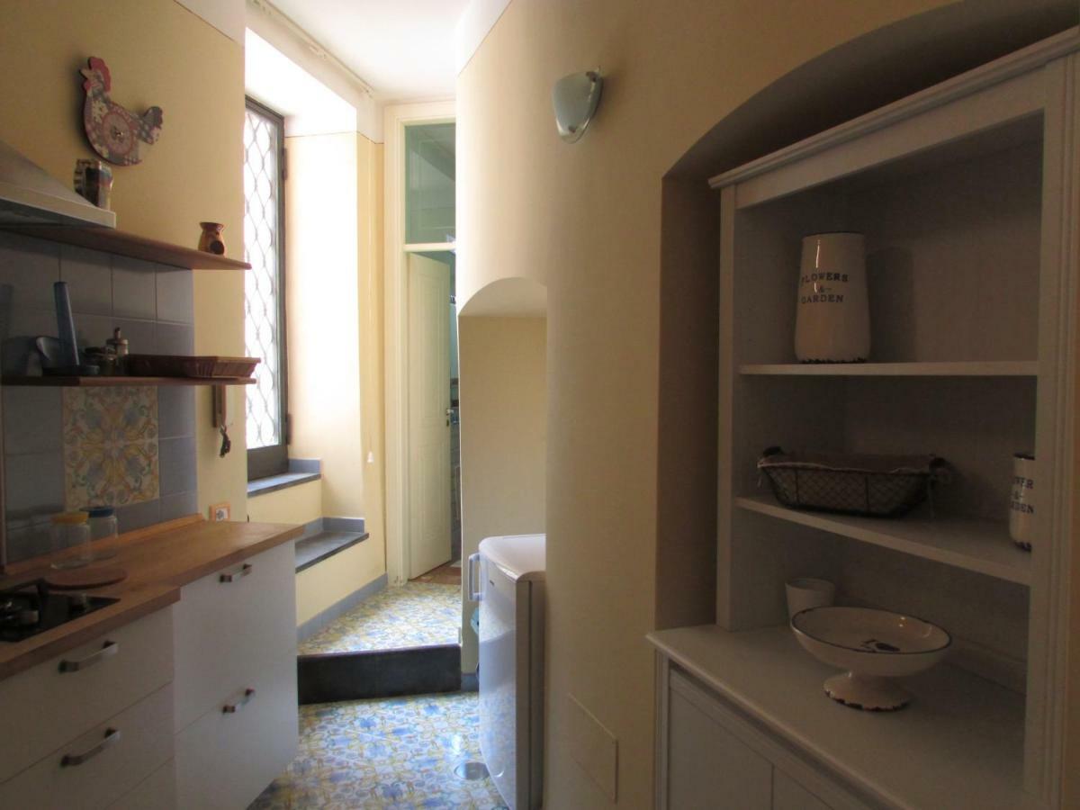 Salerno Domus Claudia Apartment Luaran gambar