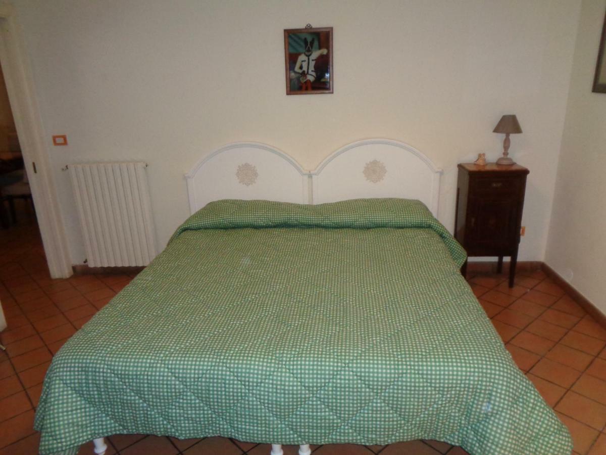 Salerno Domus Claudia Apartment Luaran gambar